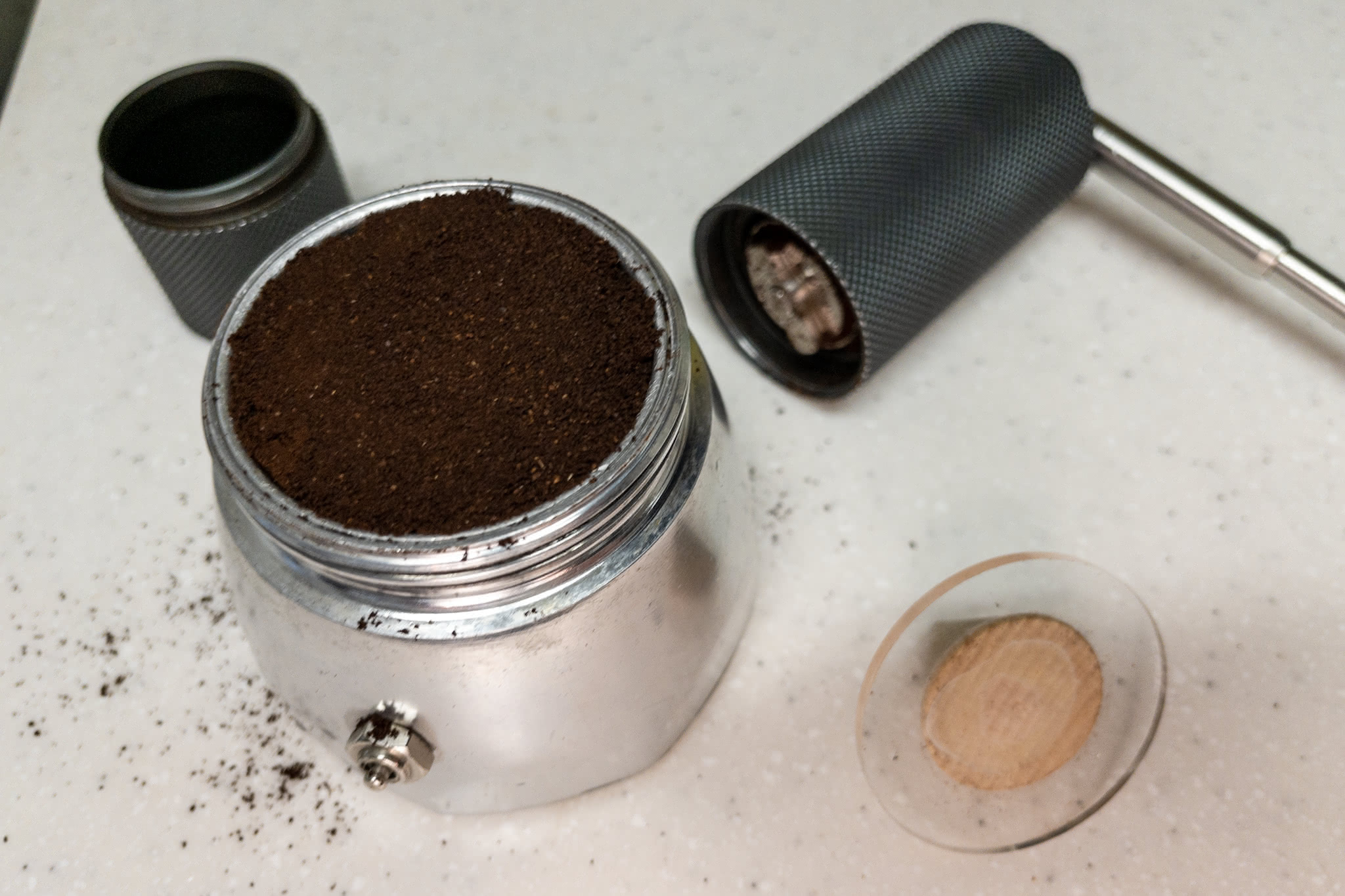 エスプレッソマシン モカエキスプレス マキネッタ ビアレッティ ブリッカ Bialetti Brikka ラテ